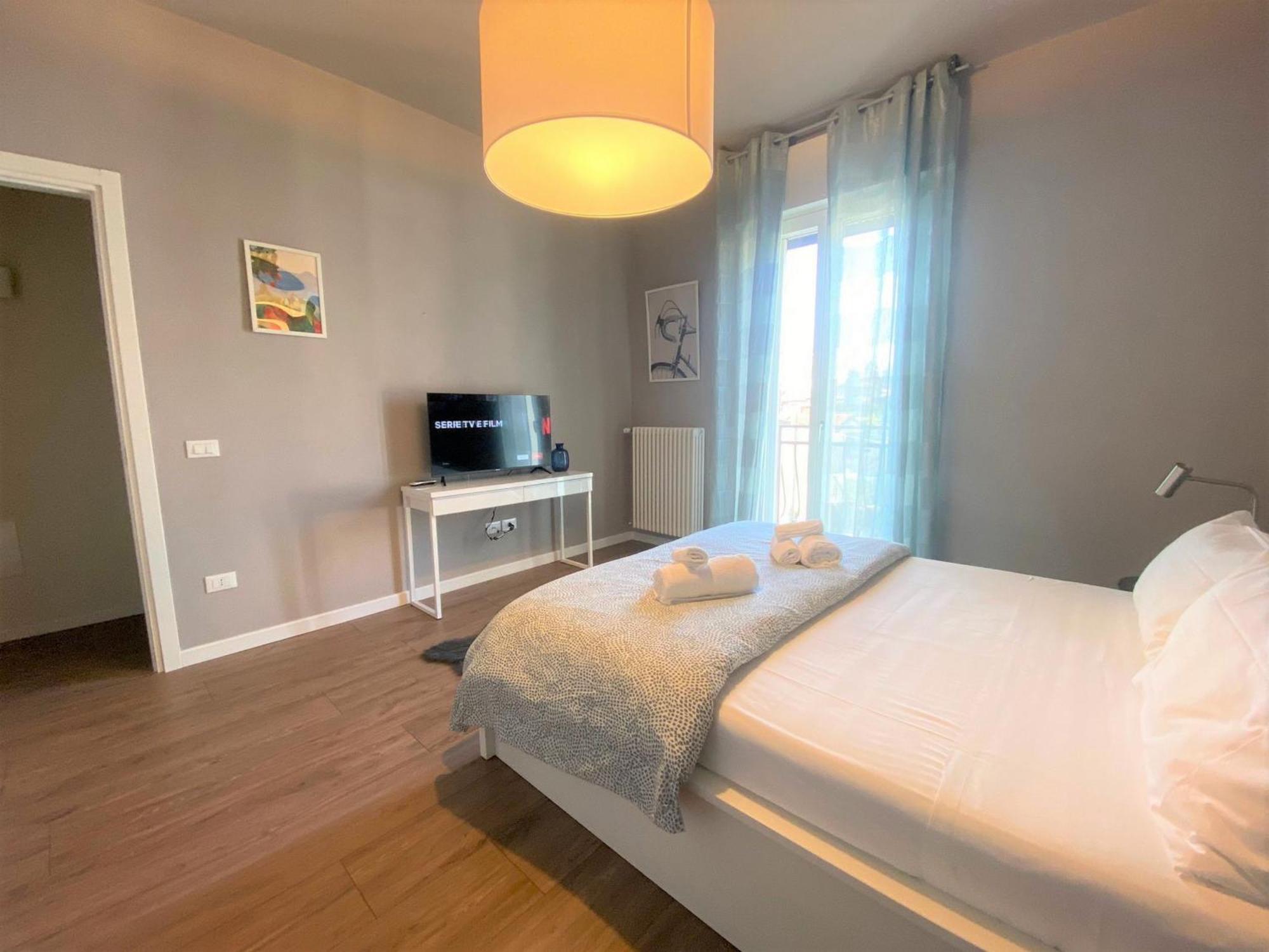 Desenzanoloft Official Partner Marriott Homes & Villas - Bacco Family Apartment Desenzano del Garda Exterior foto