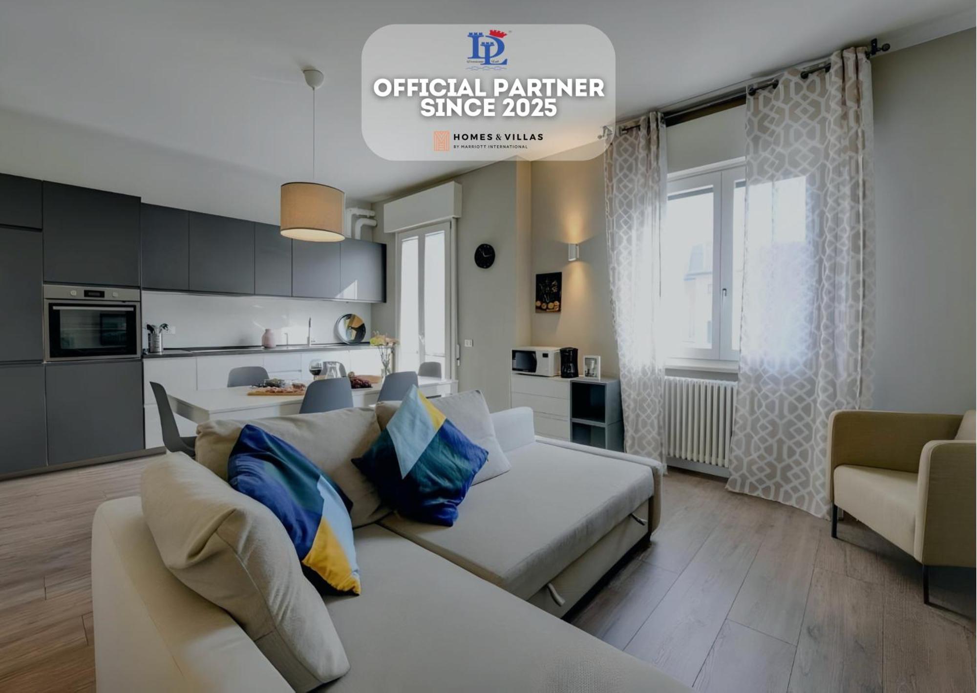 Desenzanoloft Official Partner Marriott Homes & Villas - Bacco Family Apartment Desenzano del Garda Exterior foto